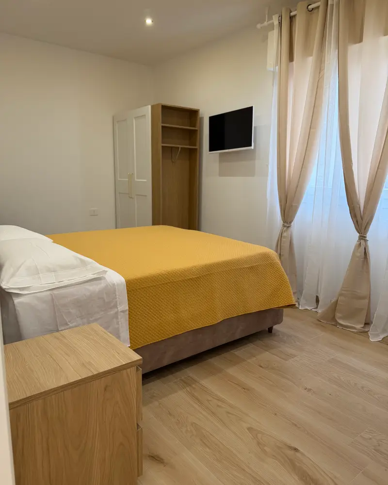 Tripla, foto 1 di 4